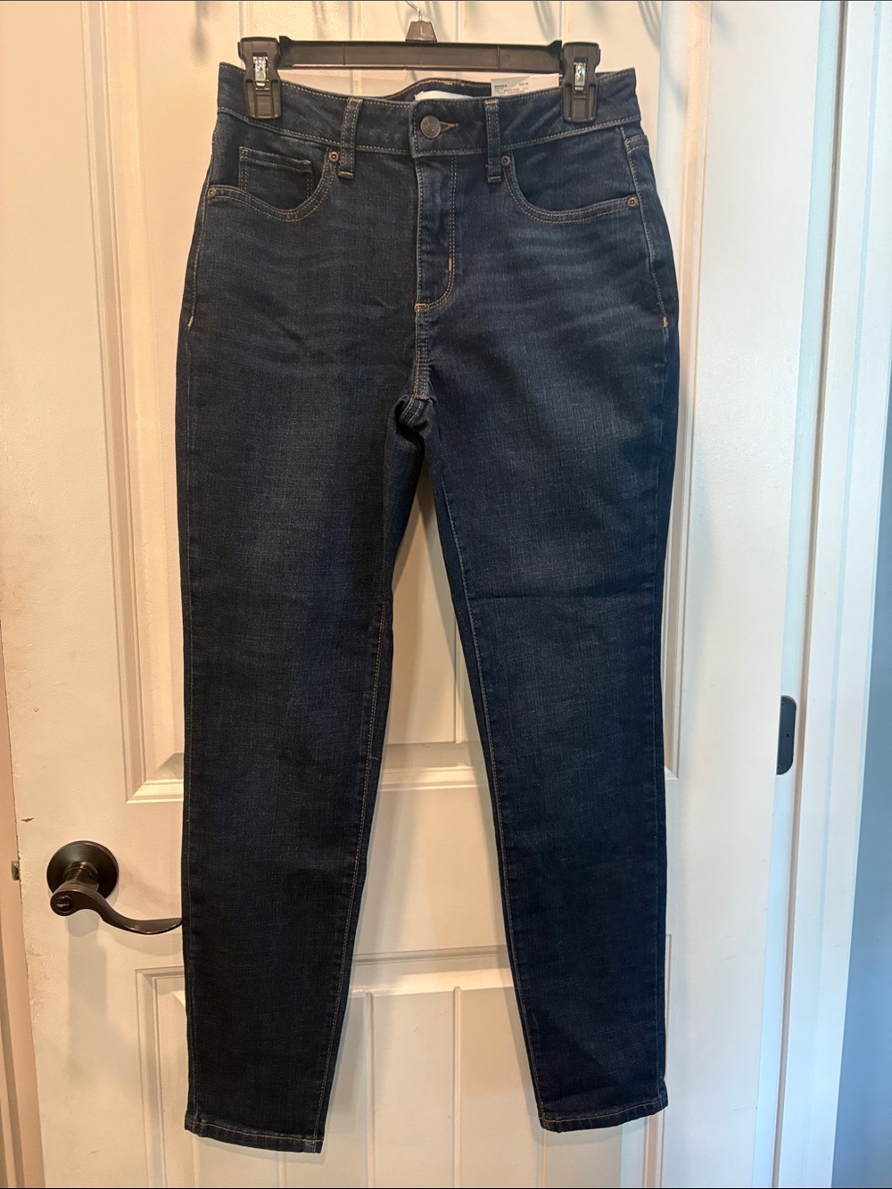 Sonoma Dark Blue curvy Skinny Women’s Jeans size6R NWT